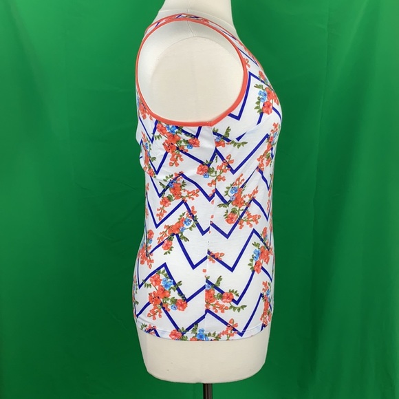 Plus Size Chevron Floral Print Racerback Tank - Picture 6 of 10